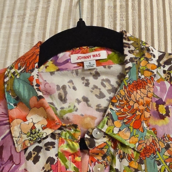 Johnny Was Wild Garden Cotton Floral and Leopard Print Mini Dress - Picture 15 of 16